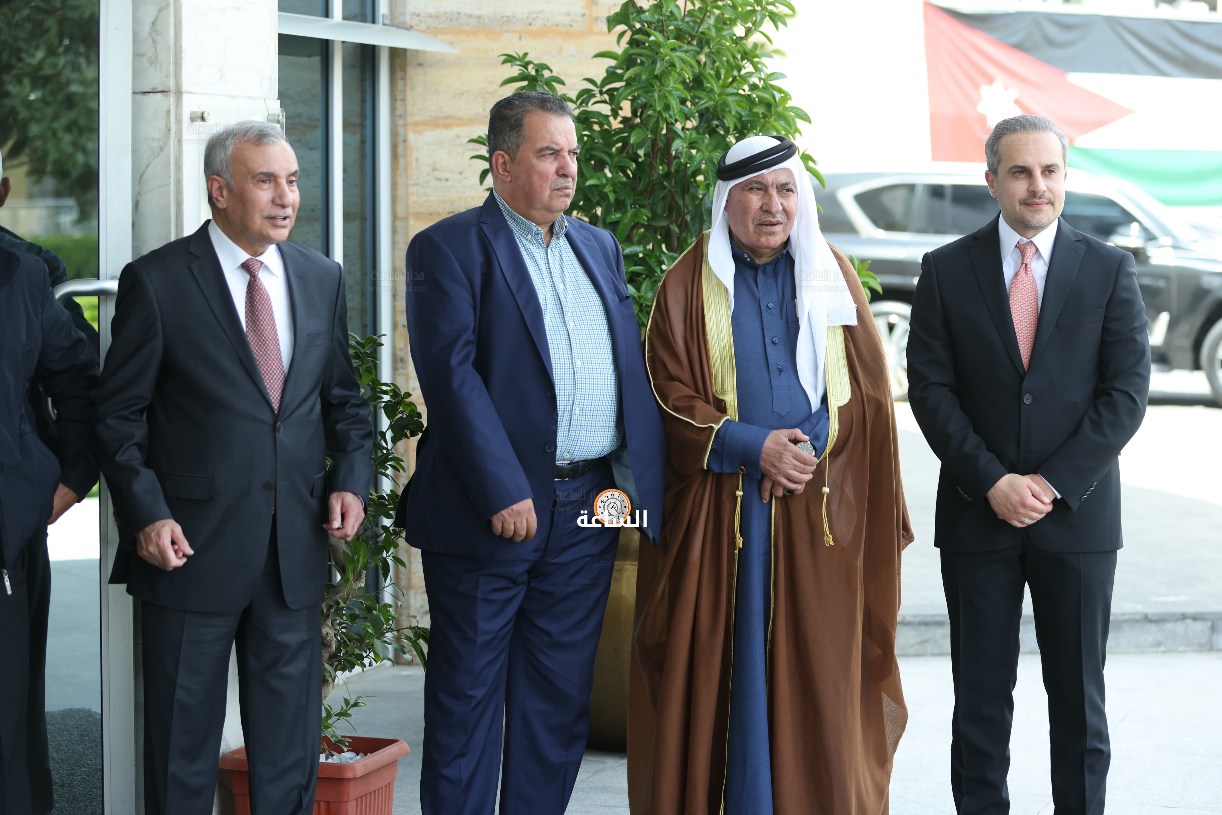 Madar Al-Saa Images 0.7676430183632529