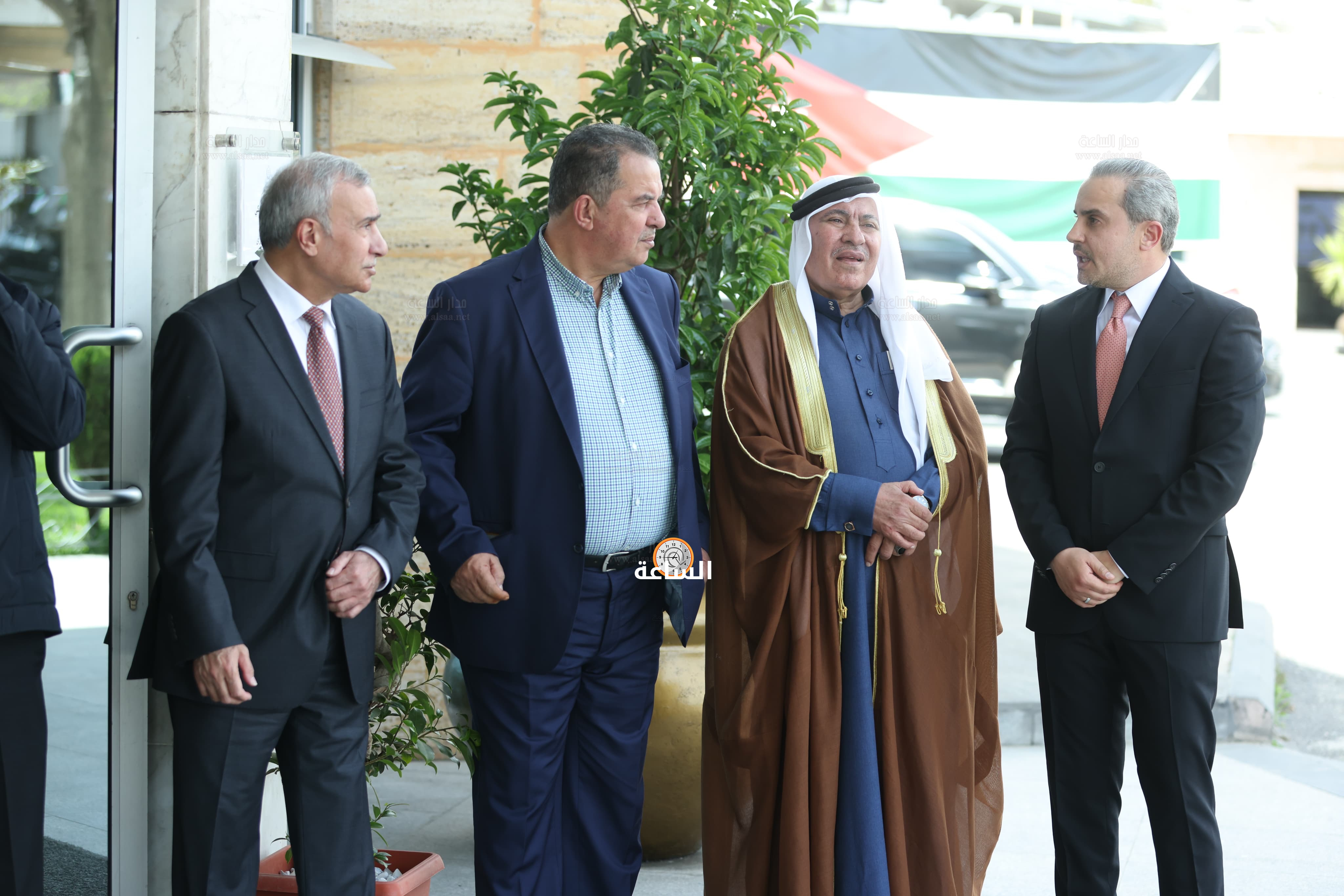 Madar Al-Saa Images 0.16410519122714562