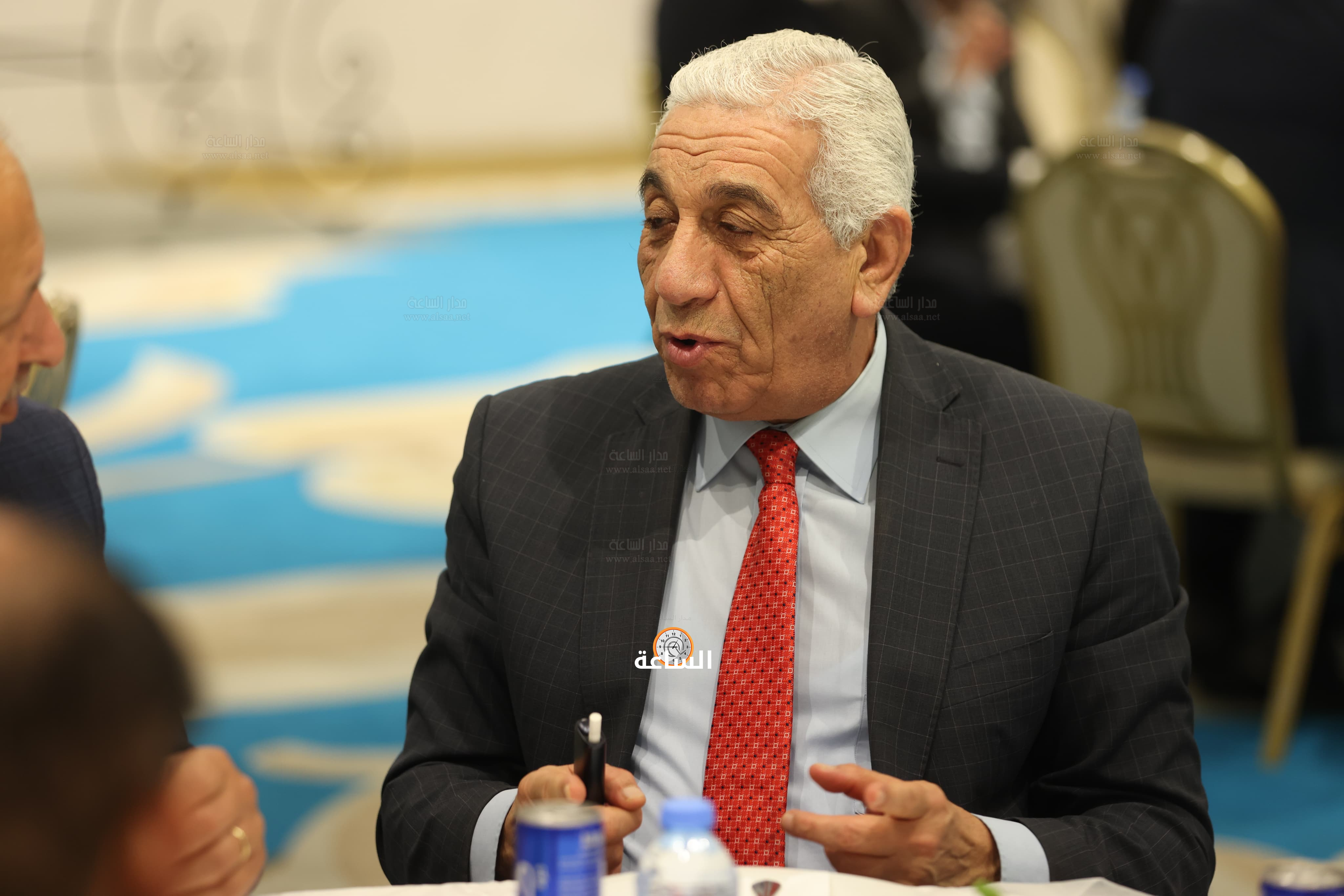 Madar Al-Saa Images 0.91690663959681