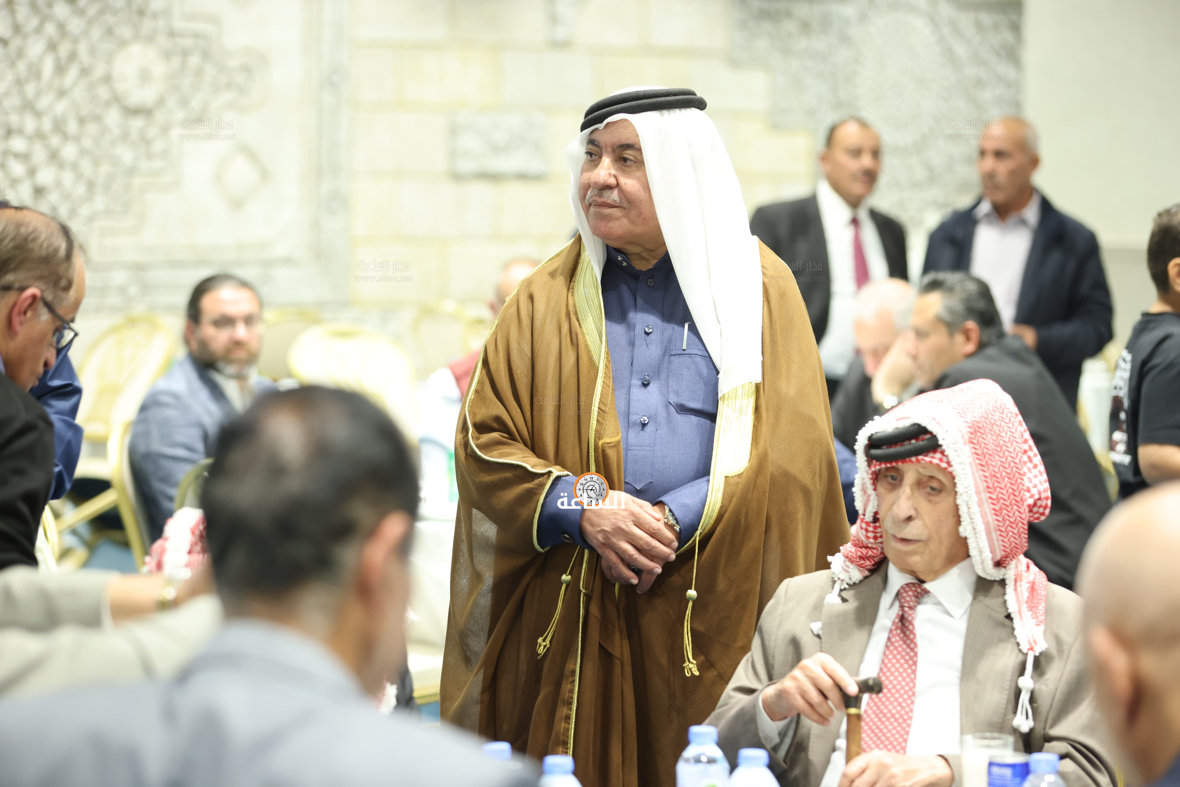 Madar Al-Saa Images 0.3743419019000077