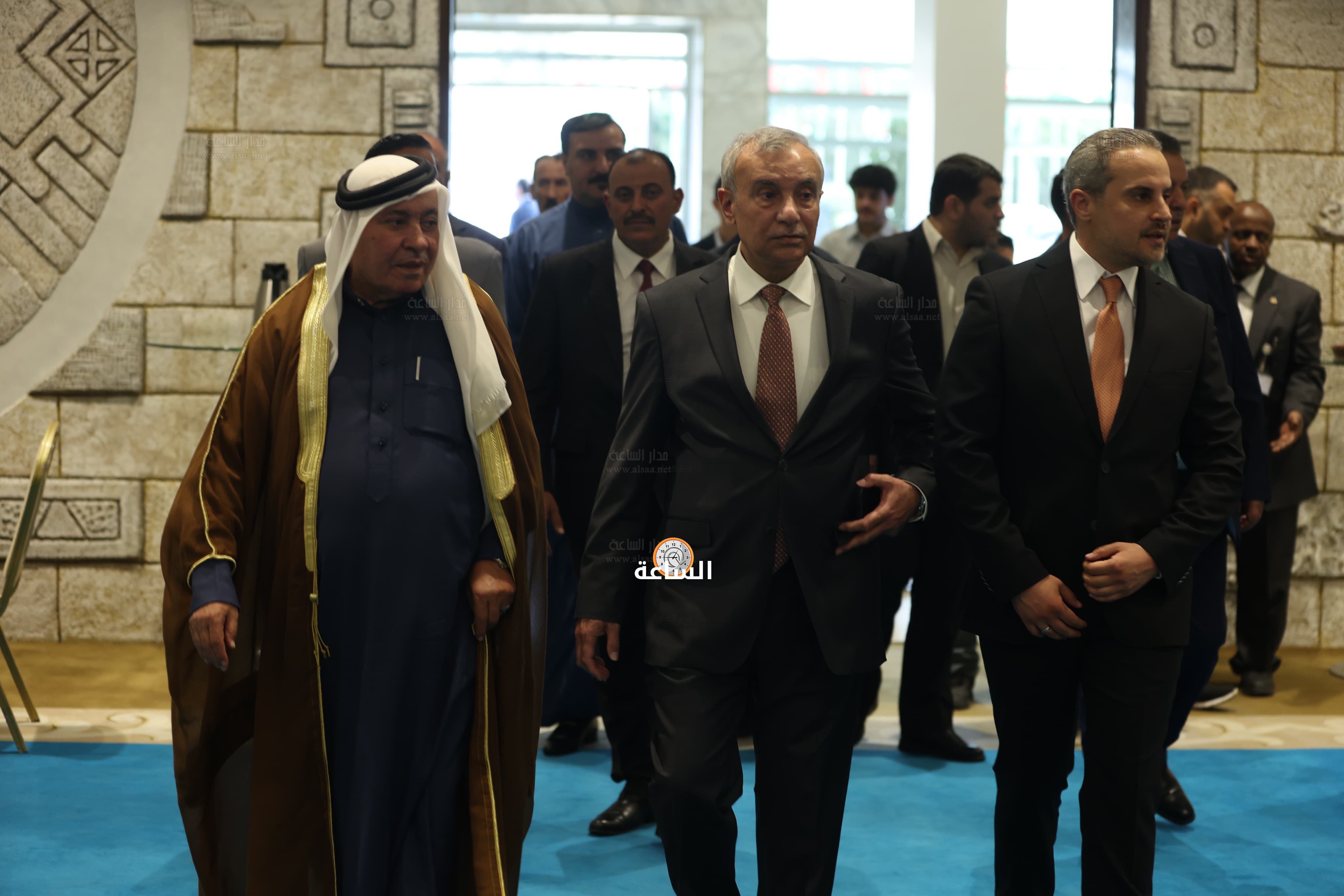 Madar Al-Saa Images 0.9369176484383596