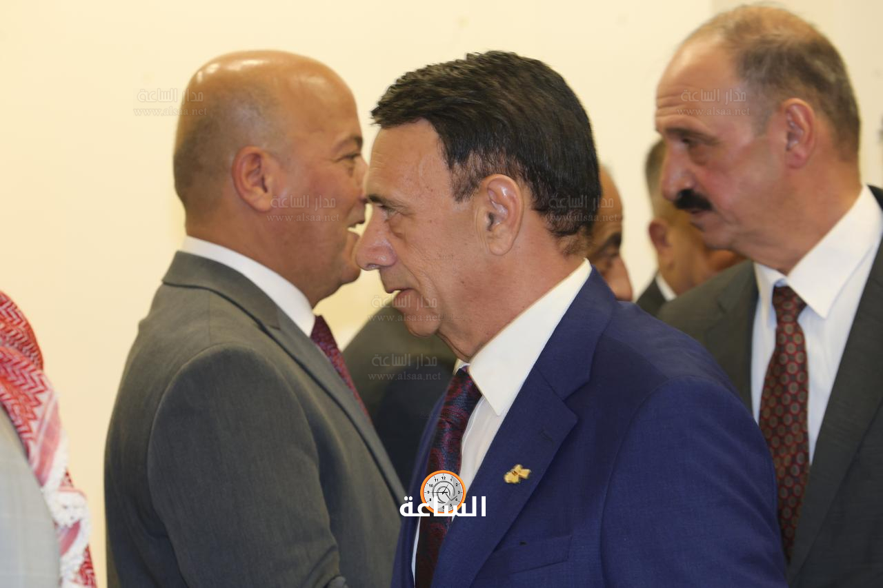 Madar Al-Saa Images 0.48151783434513107