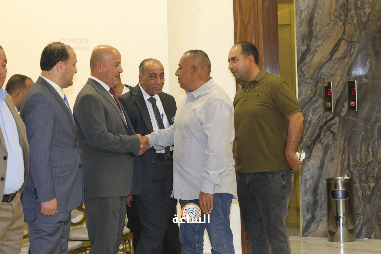 Madar Al-Saa Images 0.6646521792379854