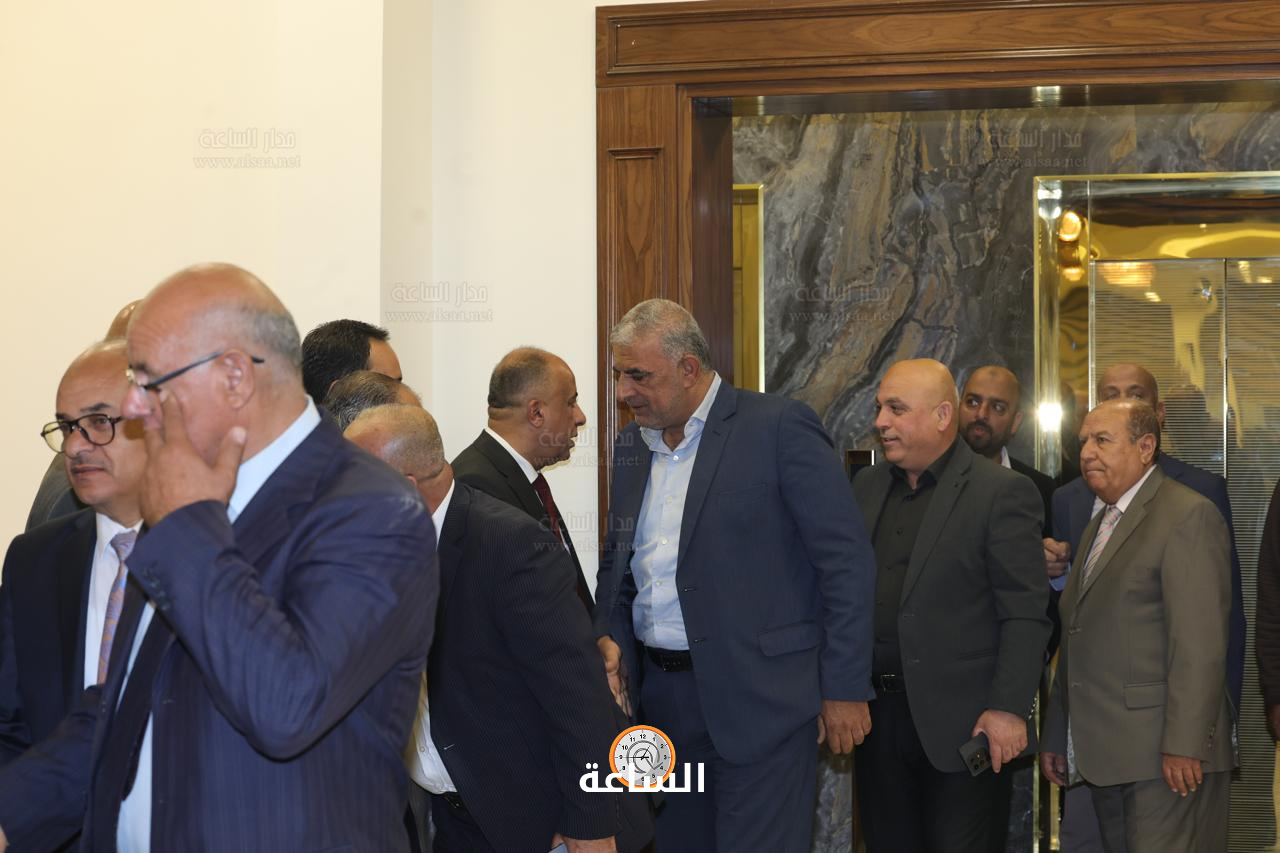 Madar Al-Saa Images 0.23601469068712155