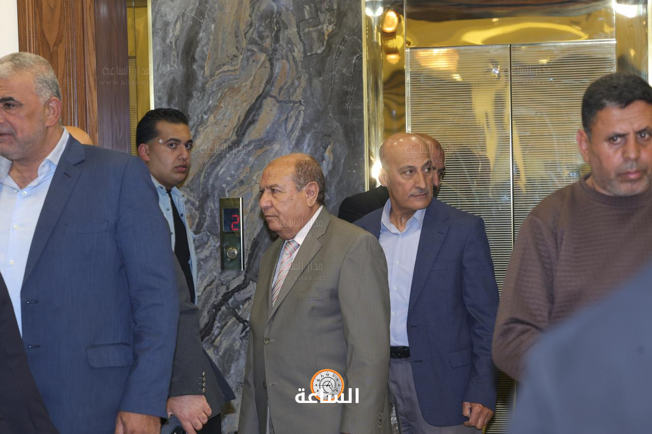 Madar Al-Saa Images 0.26400570126602807