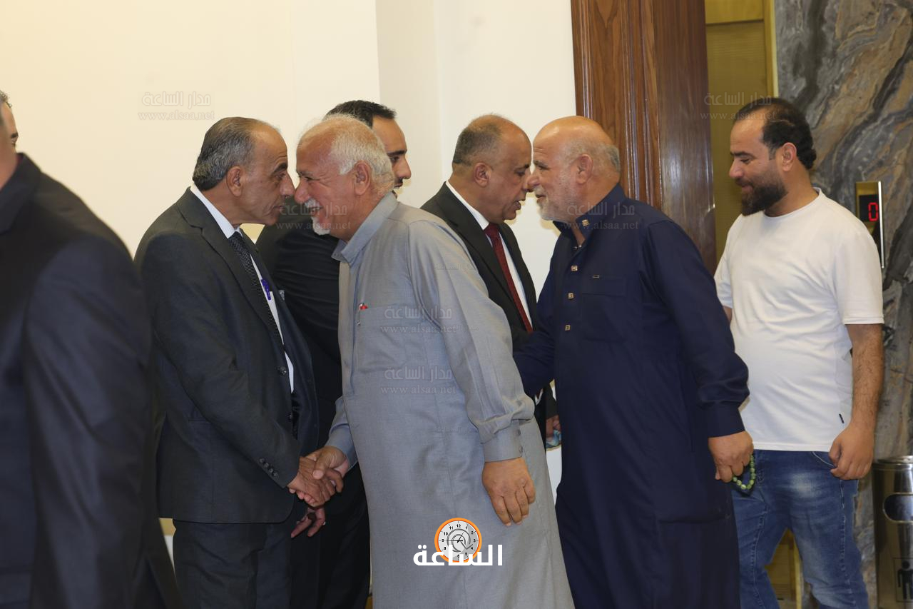 Madar Al-Saa Images 0.09023173066628254