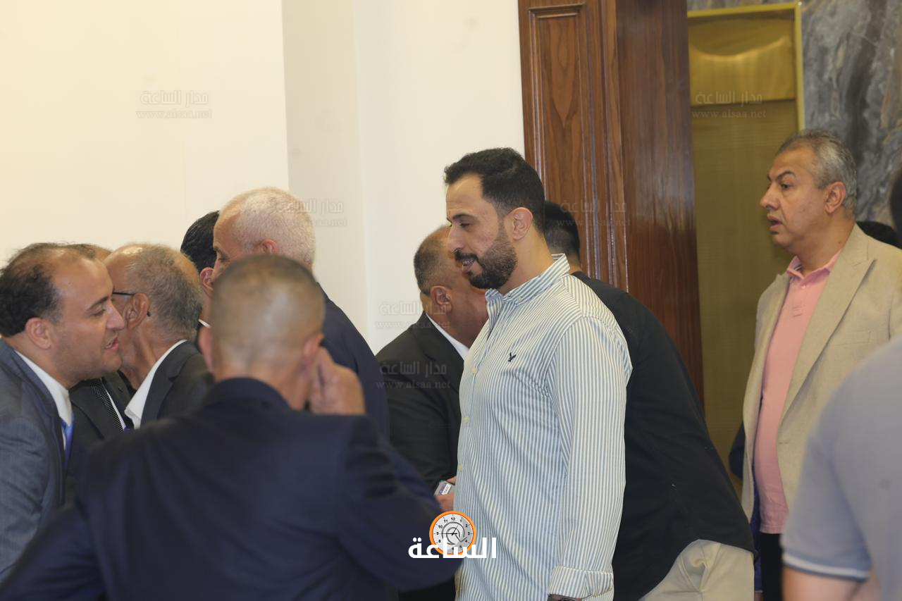 Madar Al-Saa Images 0.2775389404009184