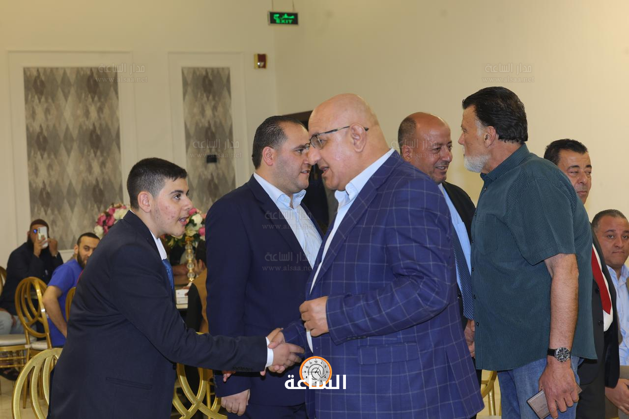 Madar Al-Saa Images 0.33824075973626333