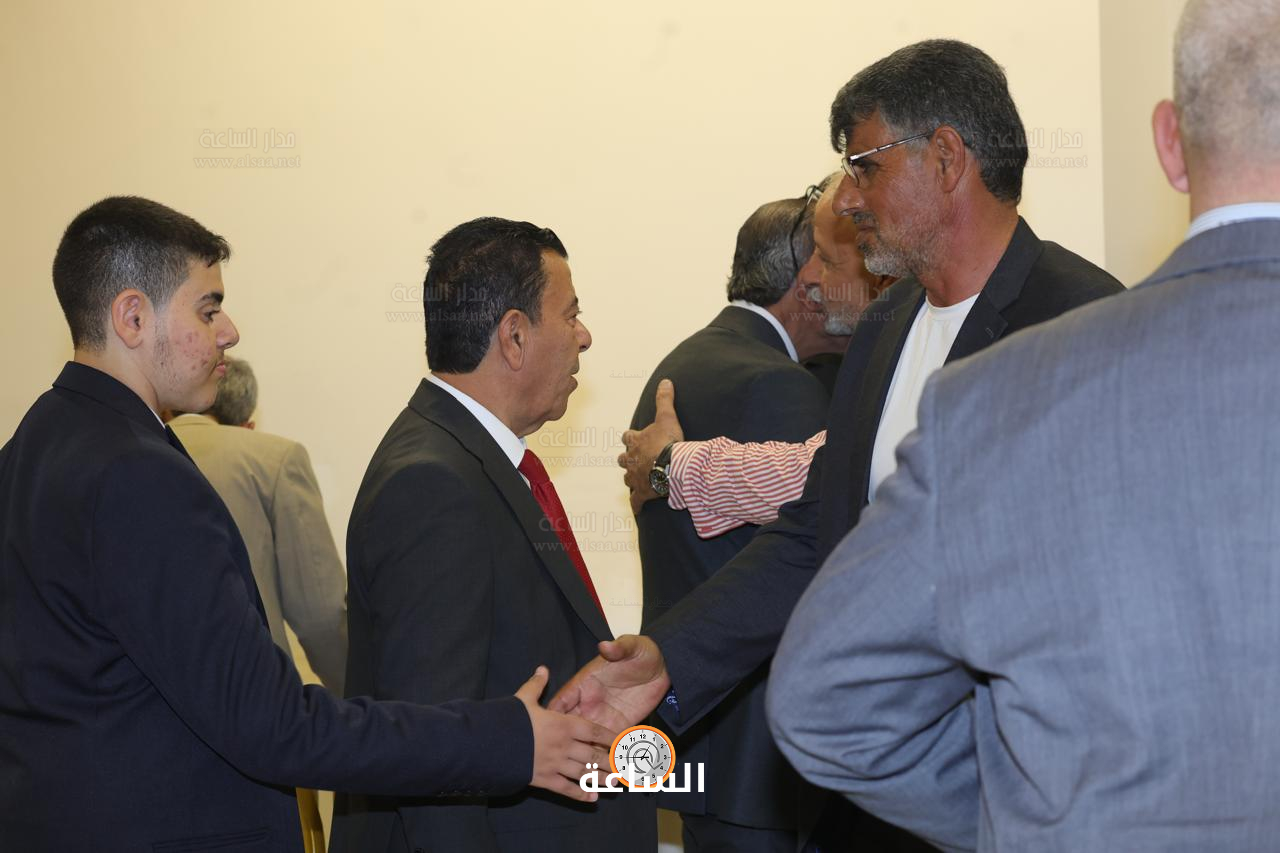 Madar Al-Saa Images 0.2522838262071152