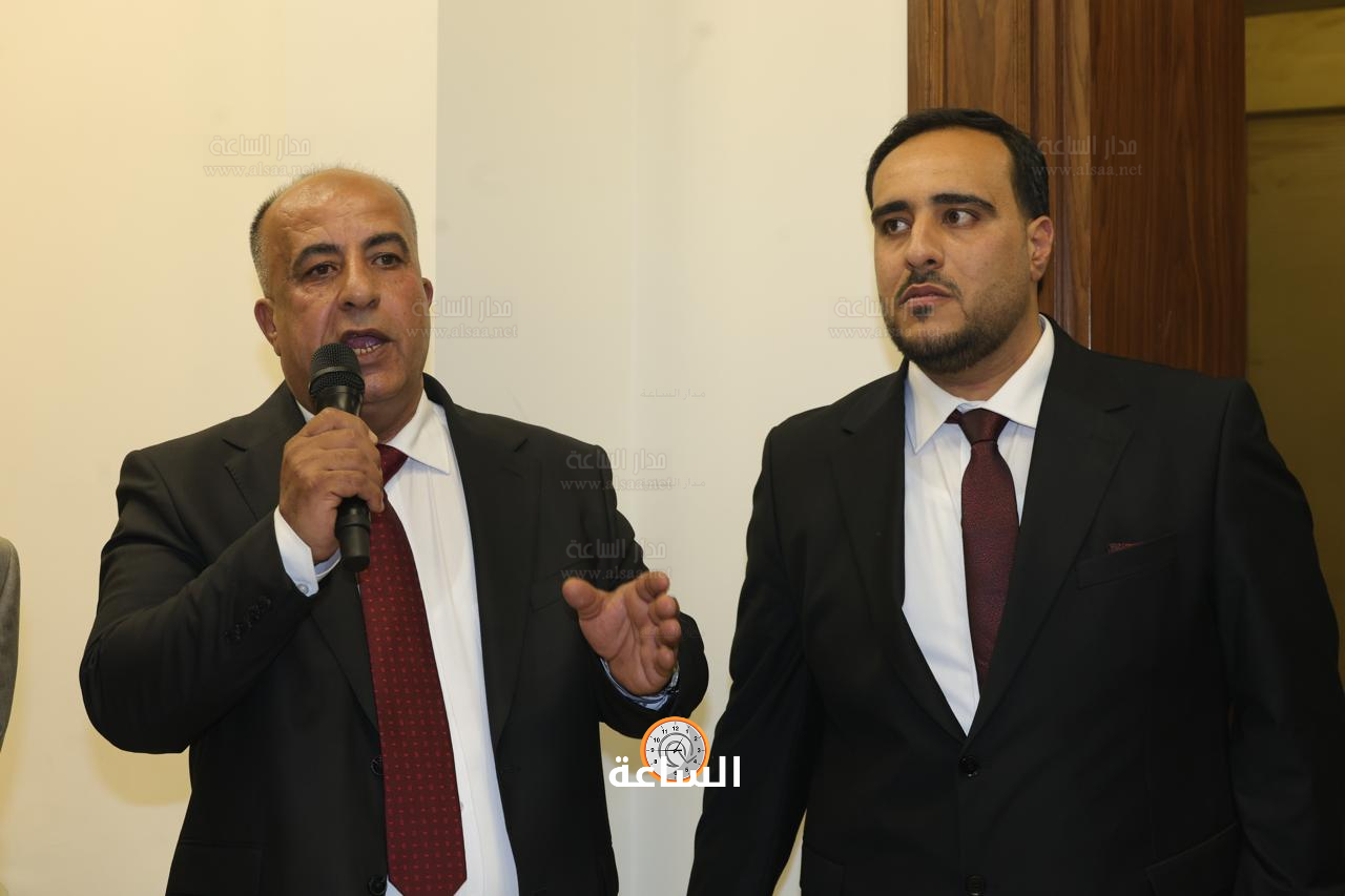 Madar Al-Saa Images 0.833689510212639