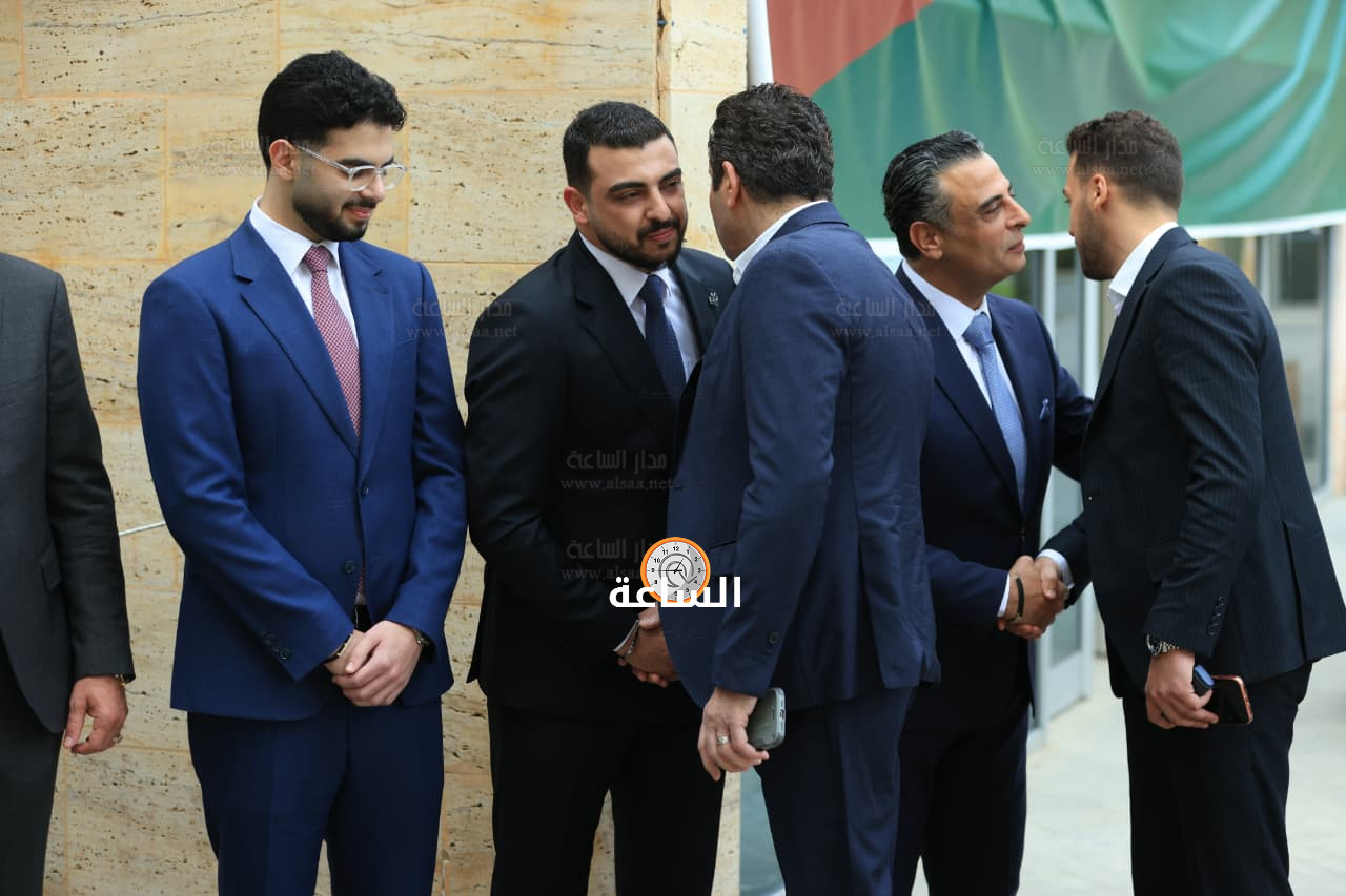 Madar Al-Saa Images 0.5633613285239158