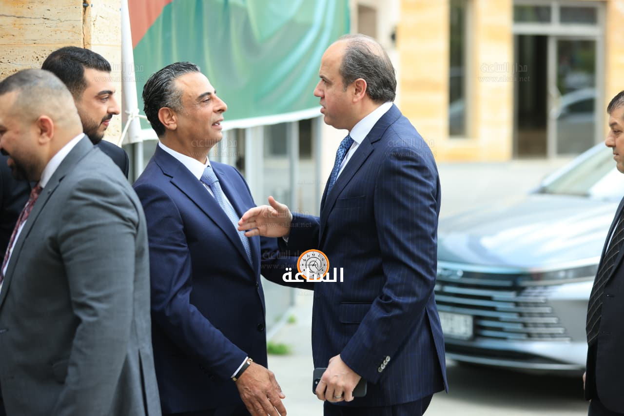 Madar Al-Saa Images 0.003814778267608454