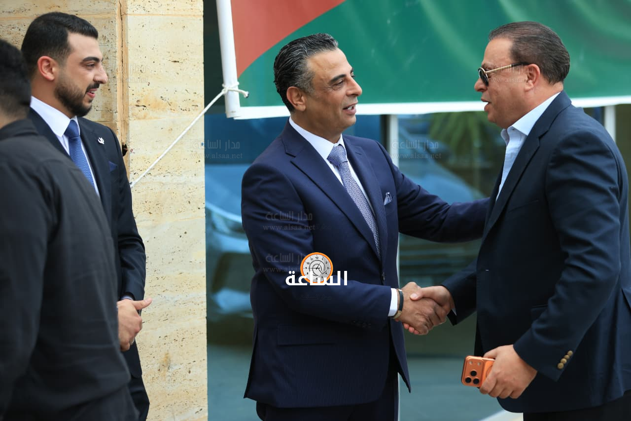 Madar Al-Saa Images 0.4986818529854916