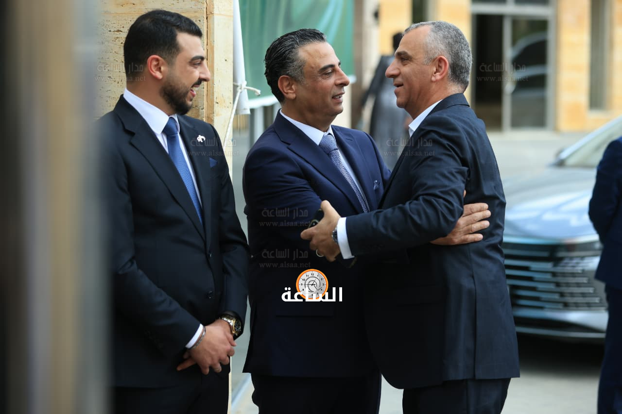 Madar Al-Saa Images 0.5816511394987651