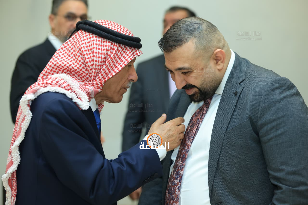 Madar Al-Saa Images 0.15123135794942666