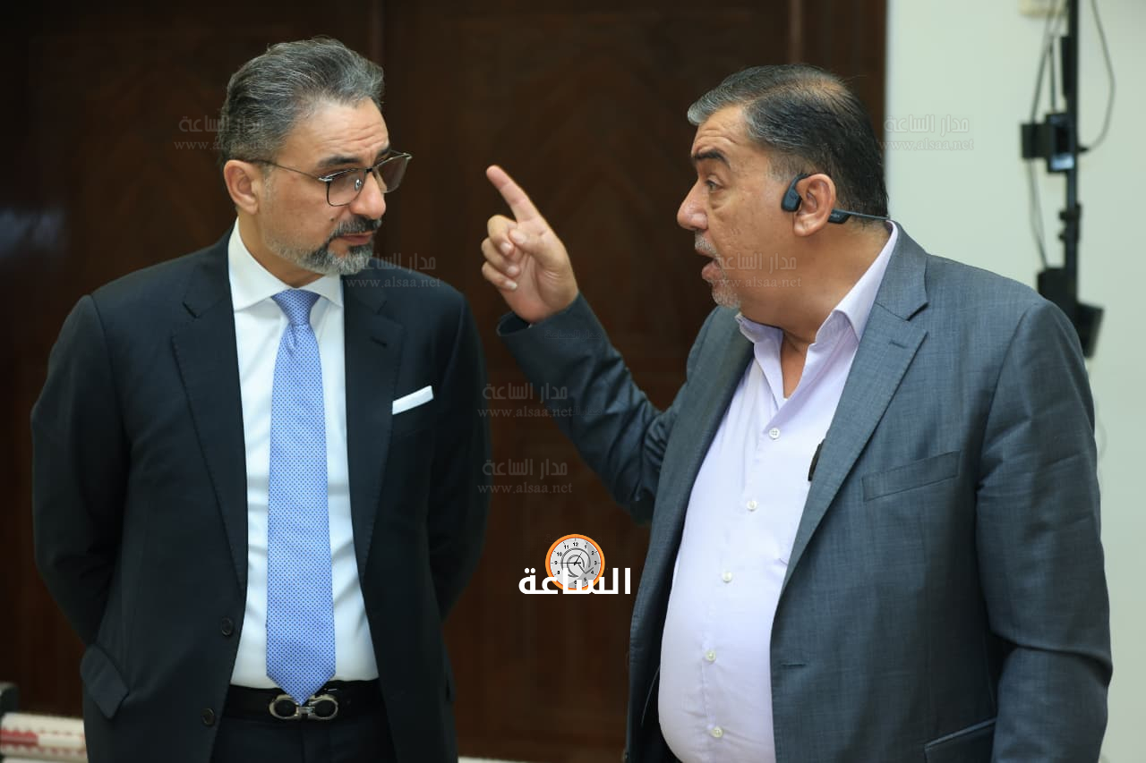 Madar Al-Saa Images 0.17452526282720437