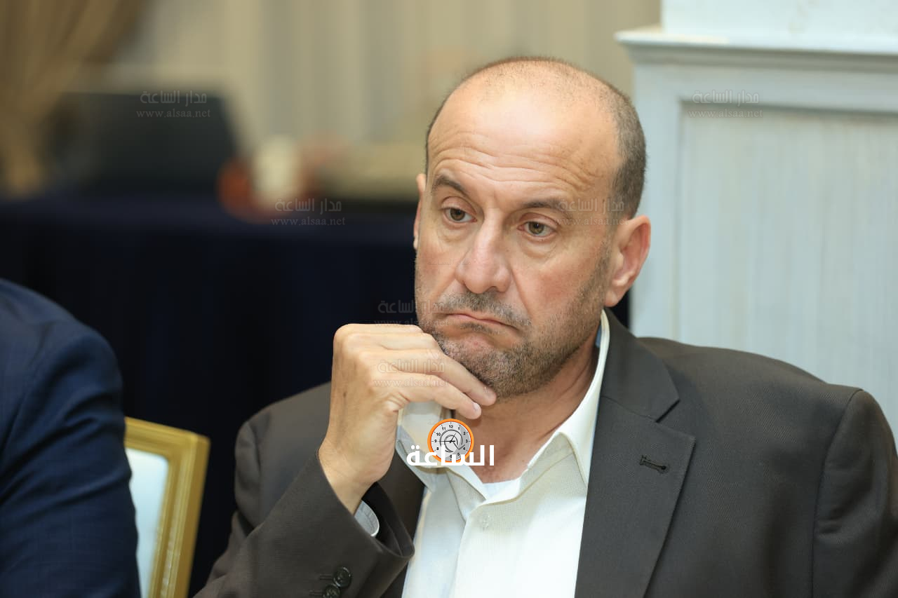 Madar Al-Saa Images 0.705518721469567