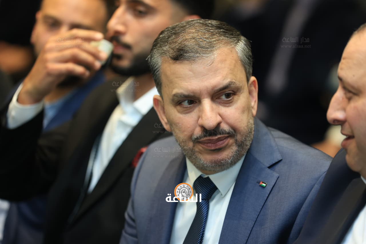 Madar Al-Saa Images 0.7685577792264994