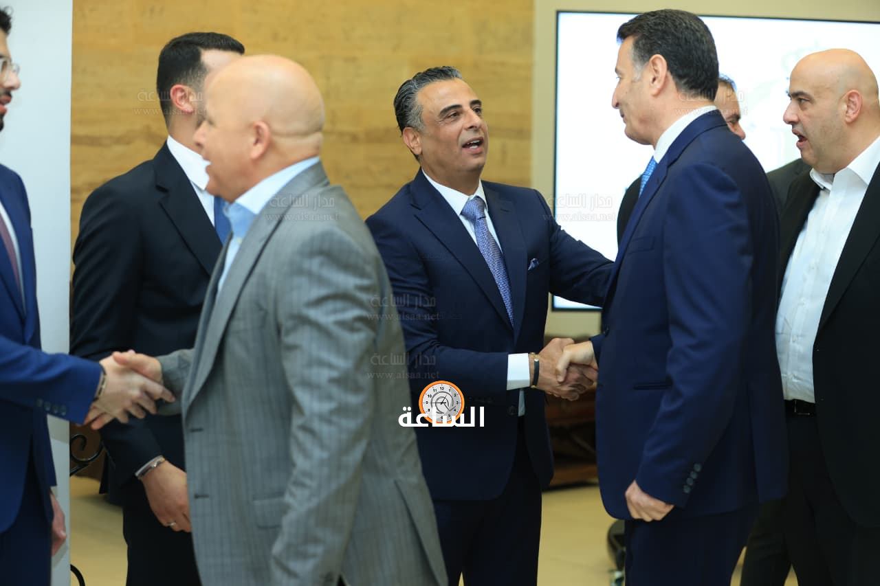 Madar Al-Saa Images 0.4900443351790984