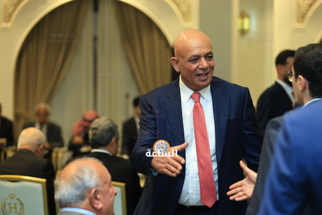 Madar Al-Saa Images 0.02551764041143978