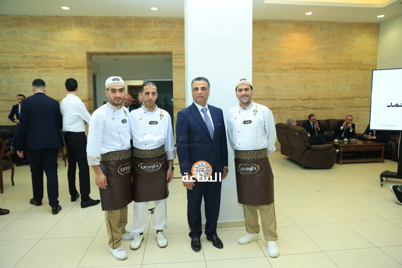 Madar Al-Saa Images 0.3516789245878602