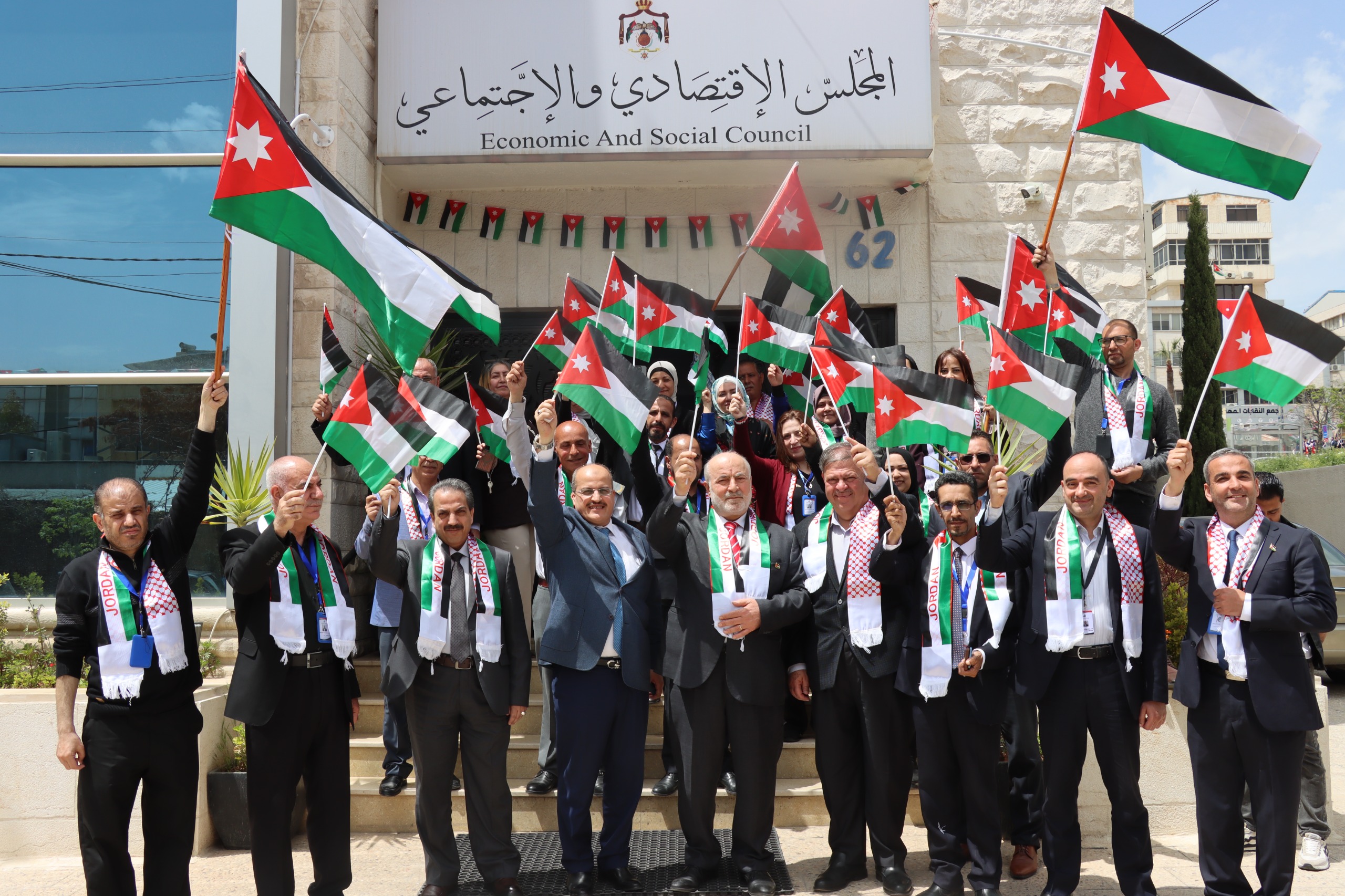 Madar Al-Saa Images 0.6330643238243447