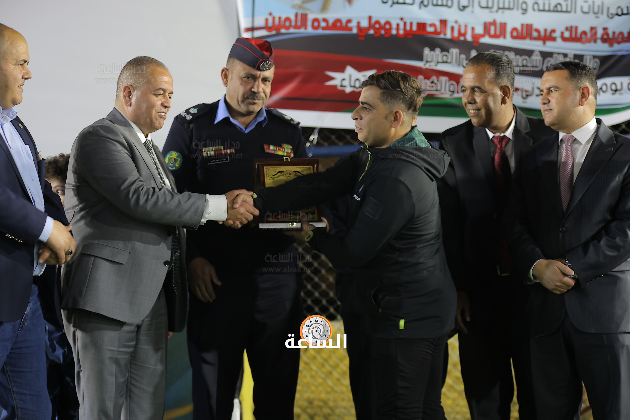 Madar Al-Saa Images 0.8896240227758502