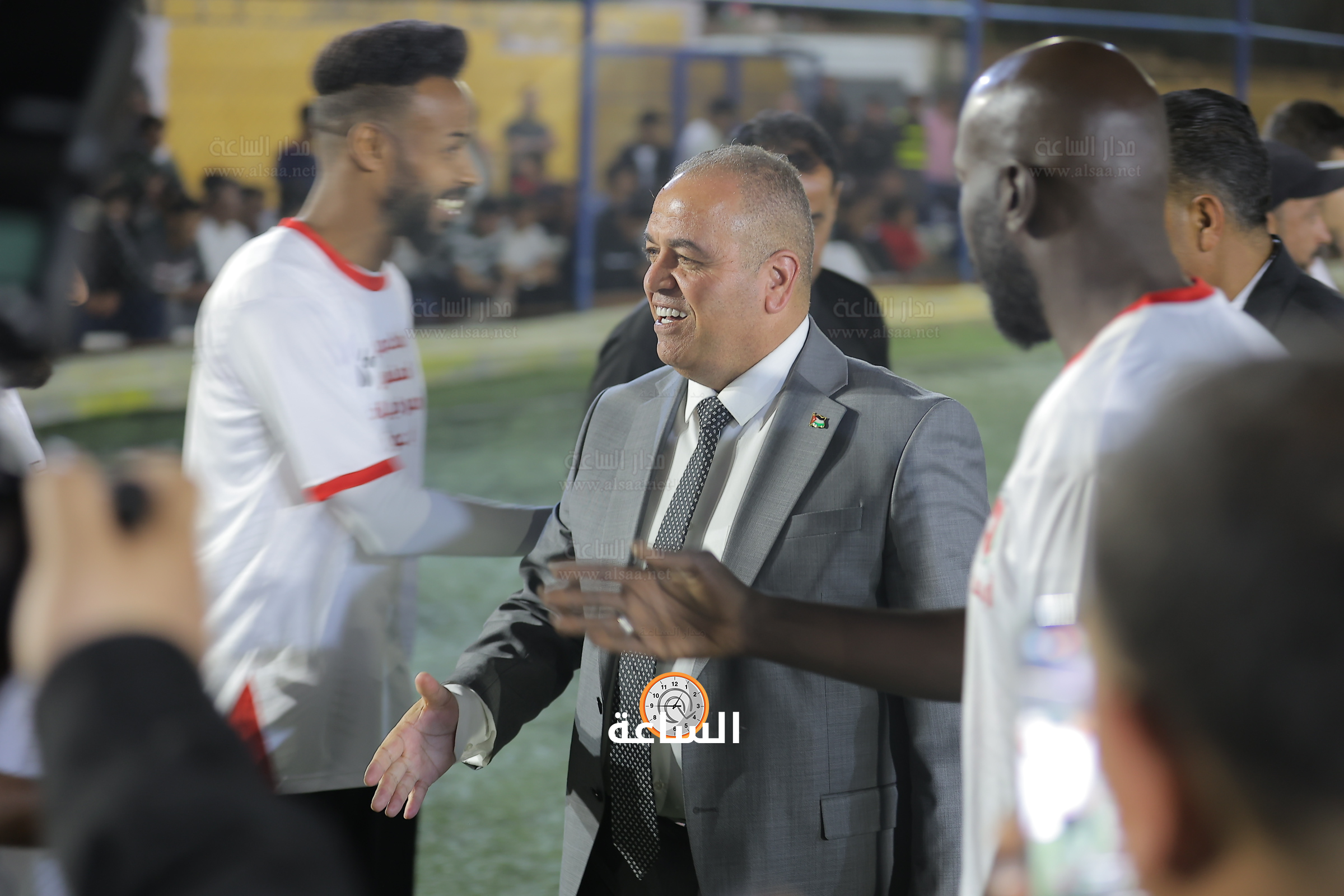 Madar Al-Saa Images 0.608923175253585