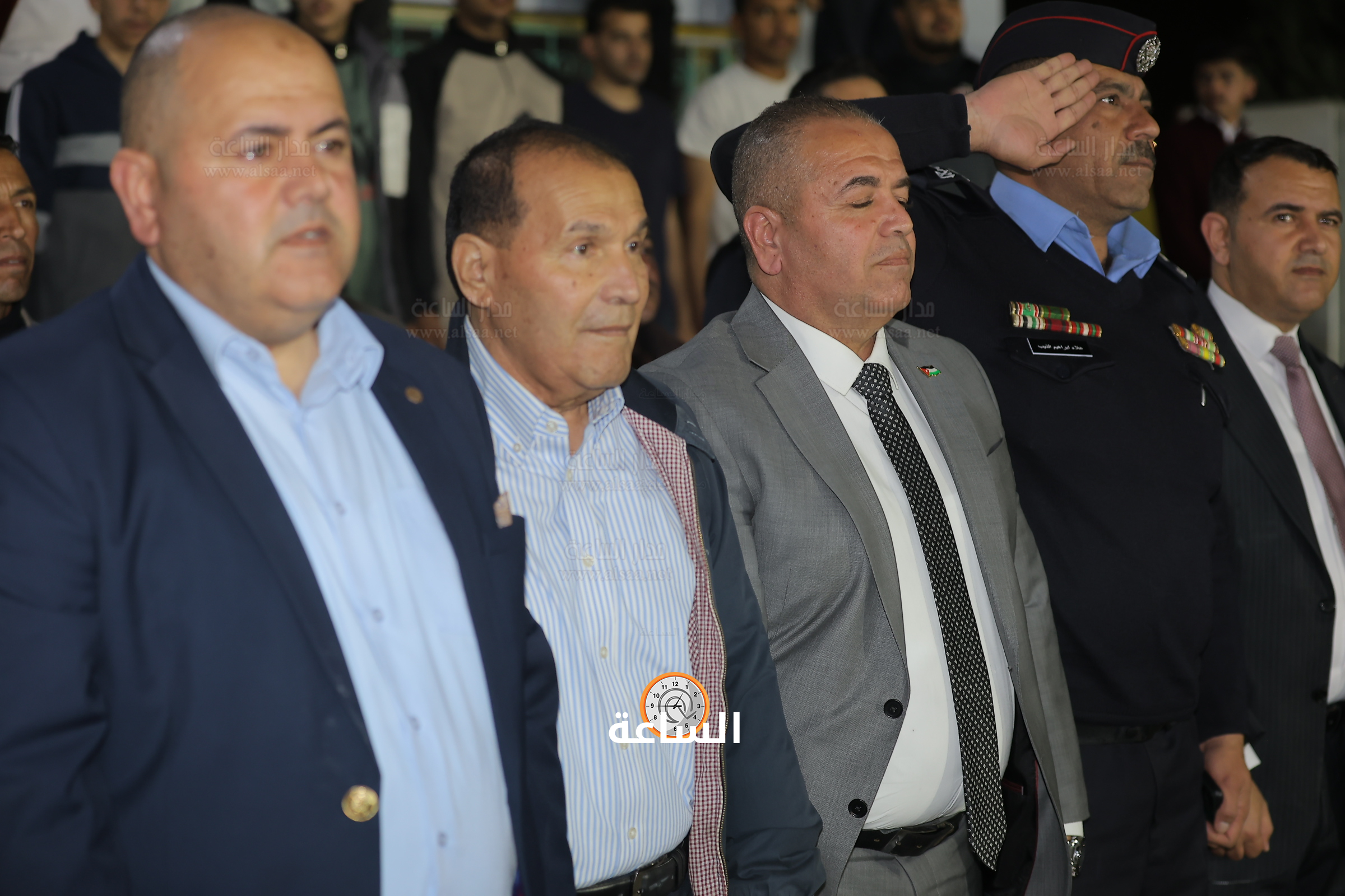 Madar Al-Saa Images 0.4106315650431266