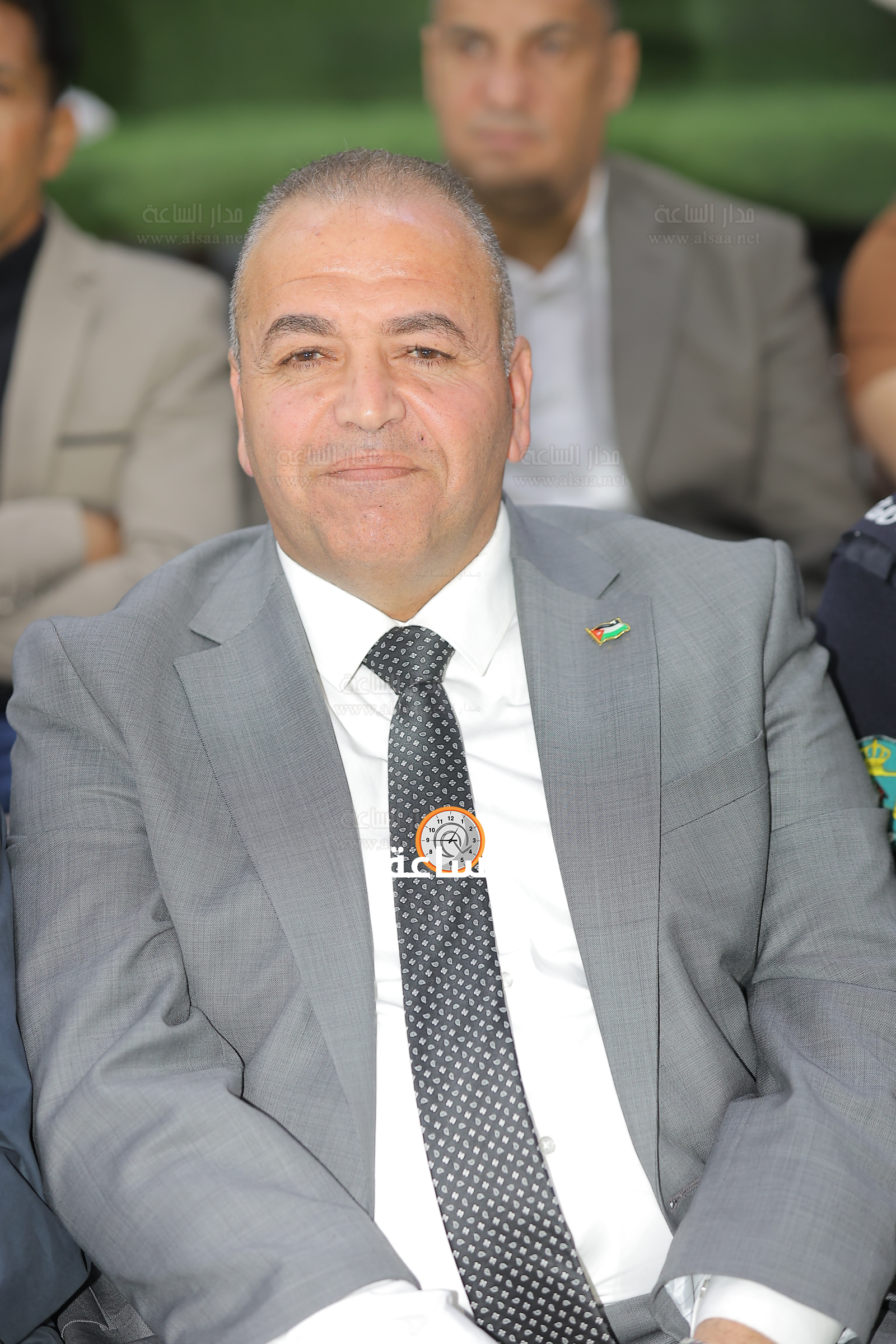 Madar Al-Saa Images 0.15914840084567372