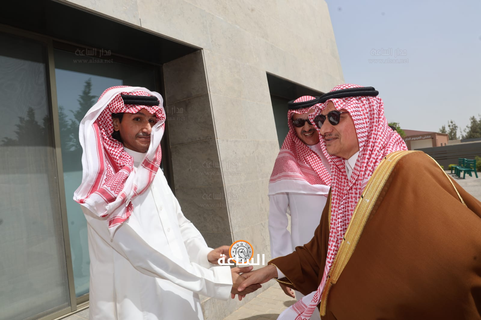 Madar Al-Saa Images 0.656410586305689