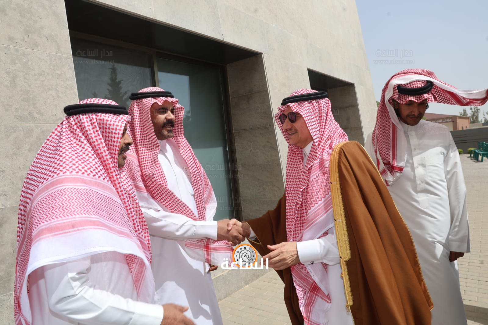 Madar Al-Saa Images 0.593178479067156