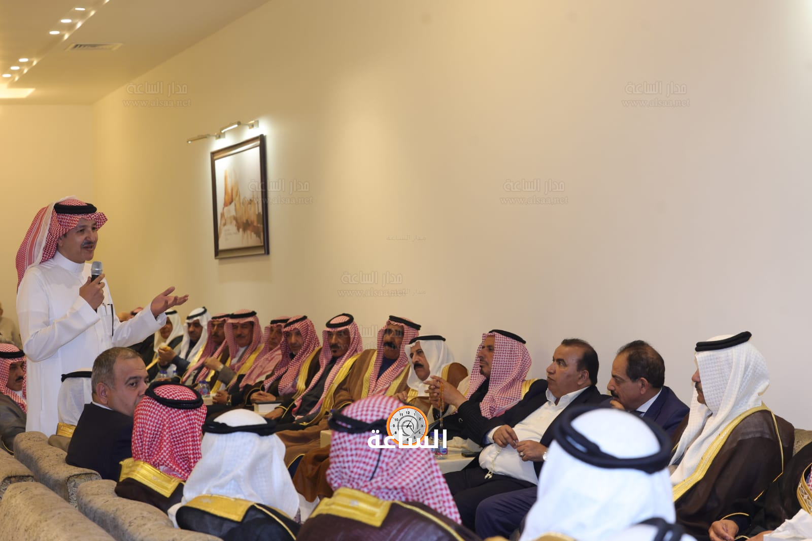 Madar Al-Saa Images 0.4249309805632039