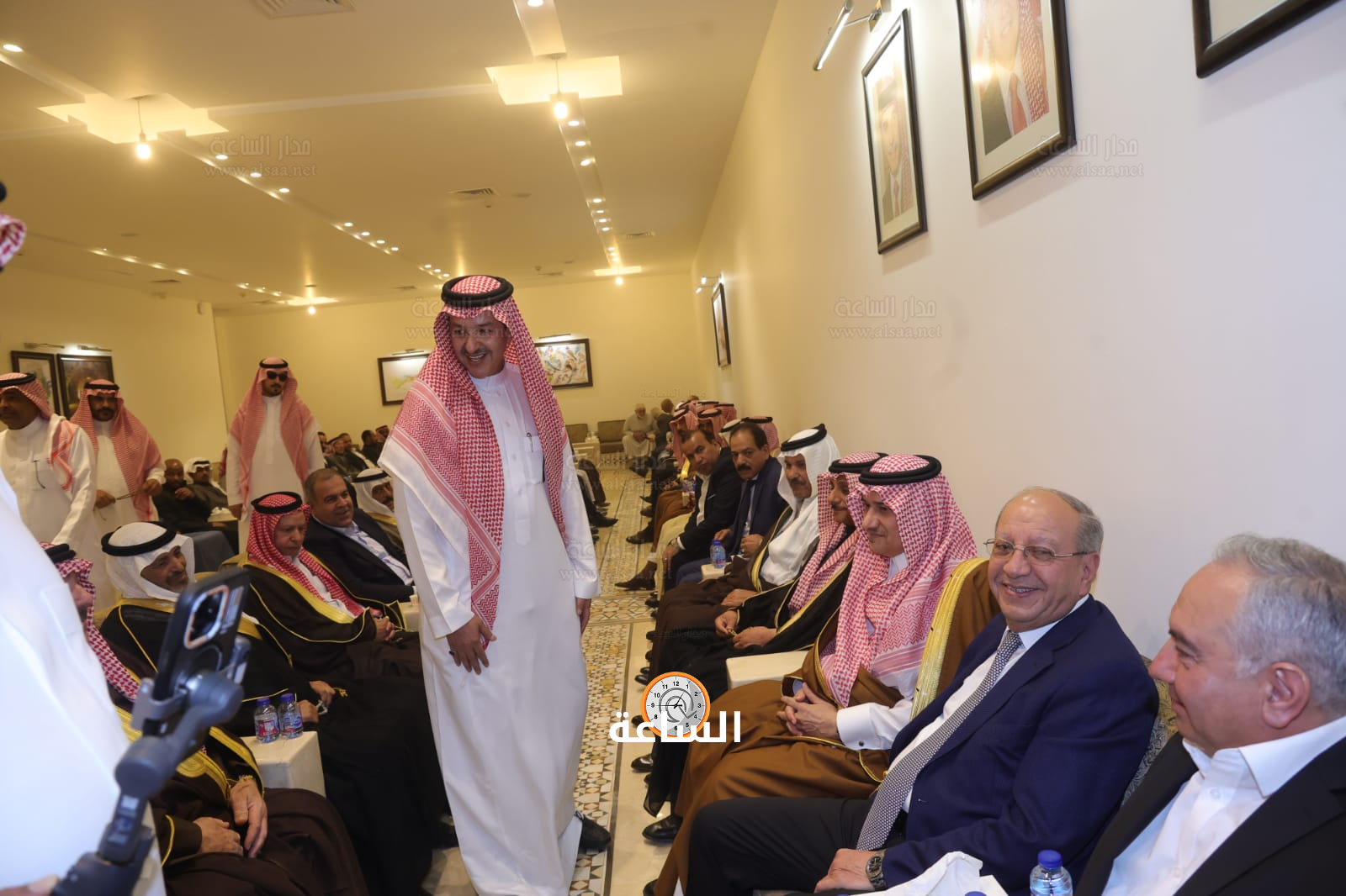 Madar Al-Saa Images 0.8834026011259077