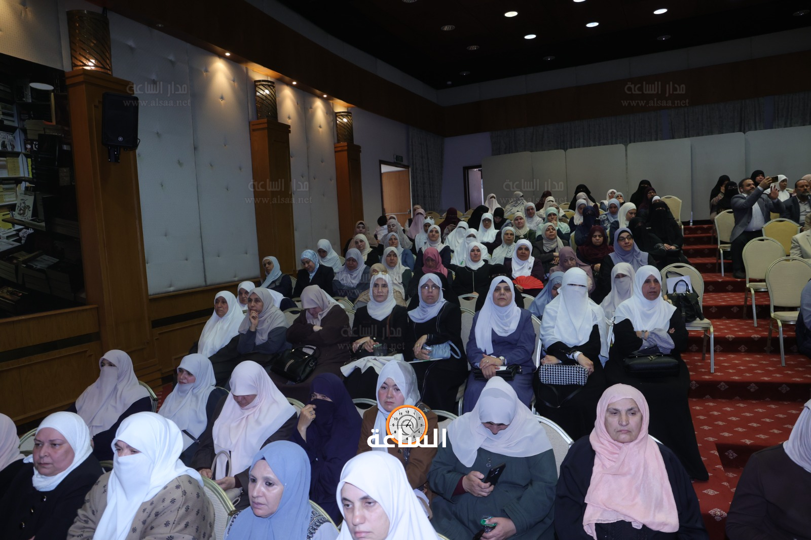 Madar Al-Saa Images 0.44237400039502495