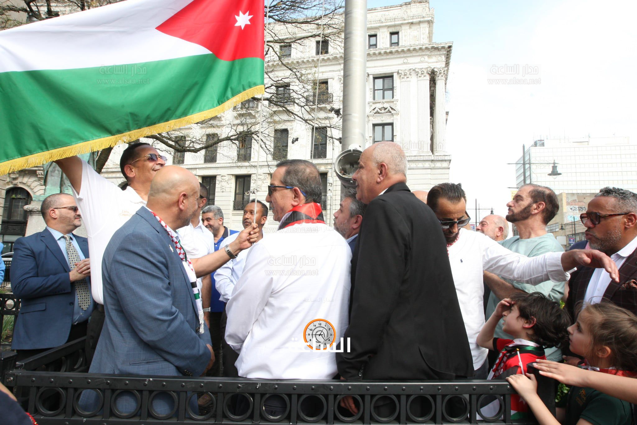 Madar Al-Saa Images 0.8126922407312794