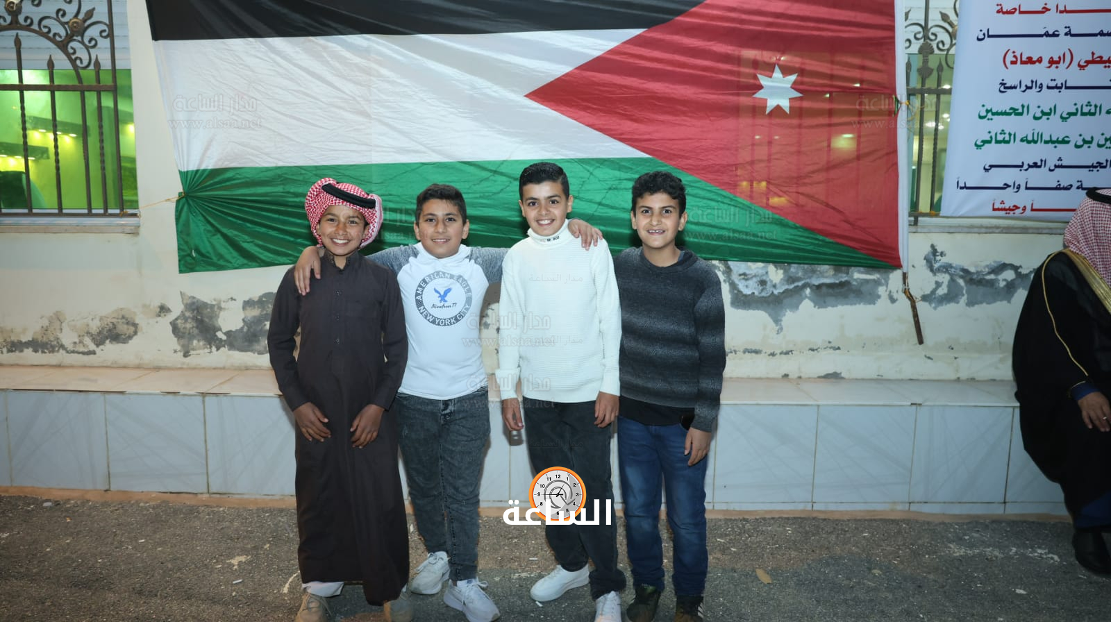 Madar Al-Saa Images 0.9429075838216601