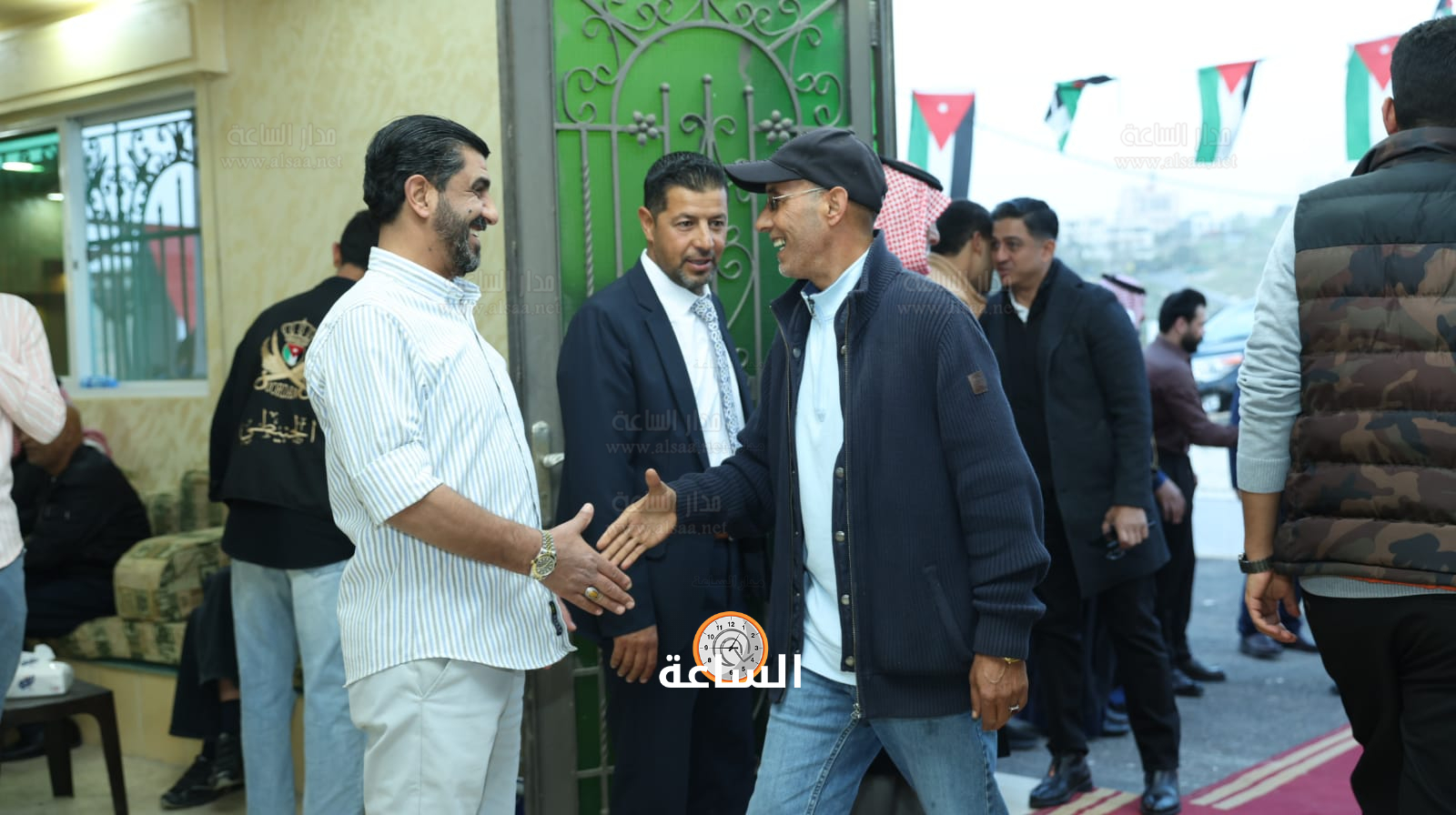 Madar Al-Saa Images 0.14955061438719197