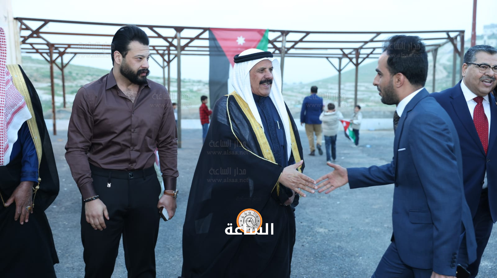 Madar Al-Saa Images 0.44509290437520954