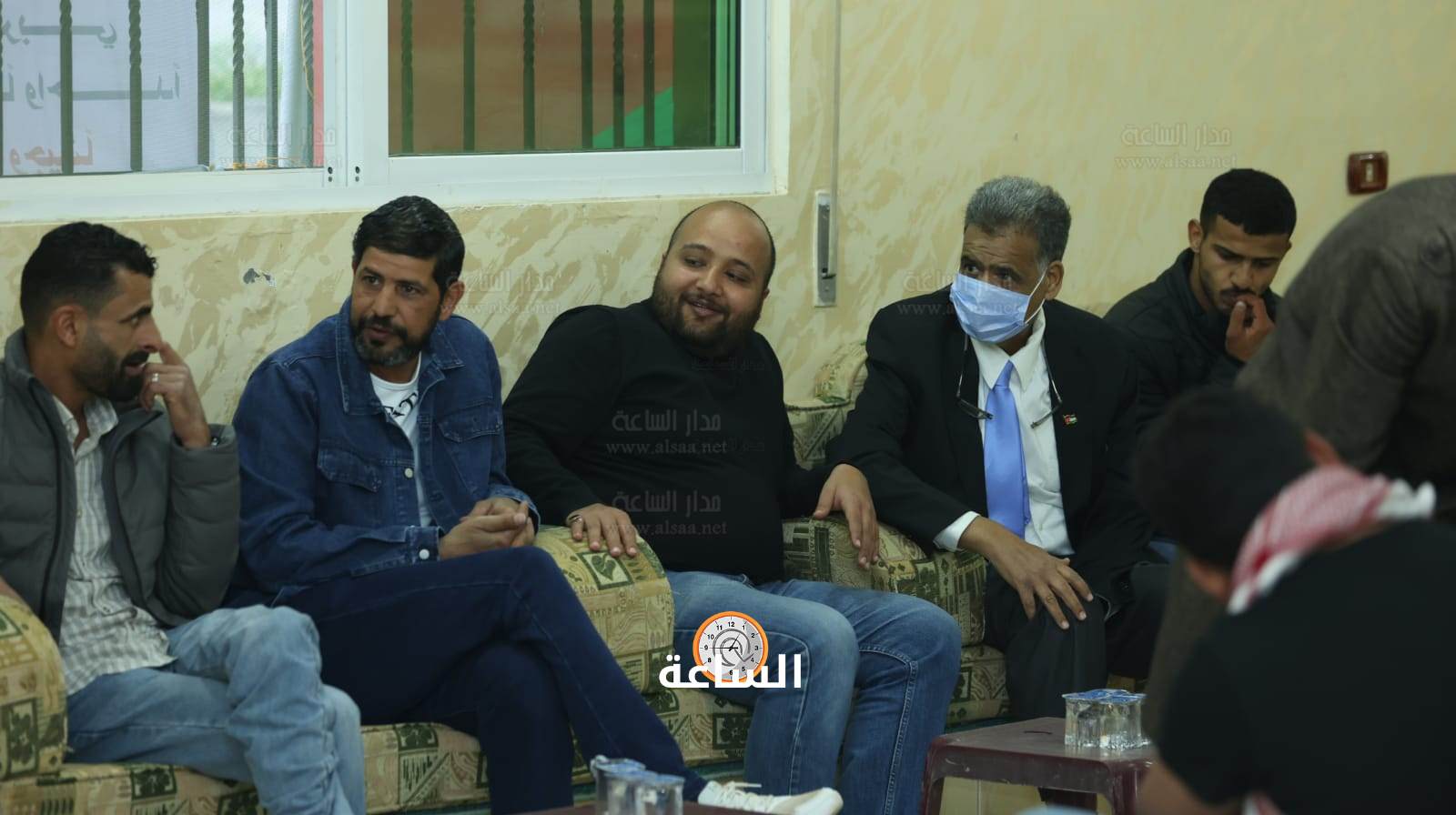 Madar Al-Saa Images 0.761908538390254