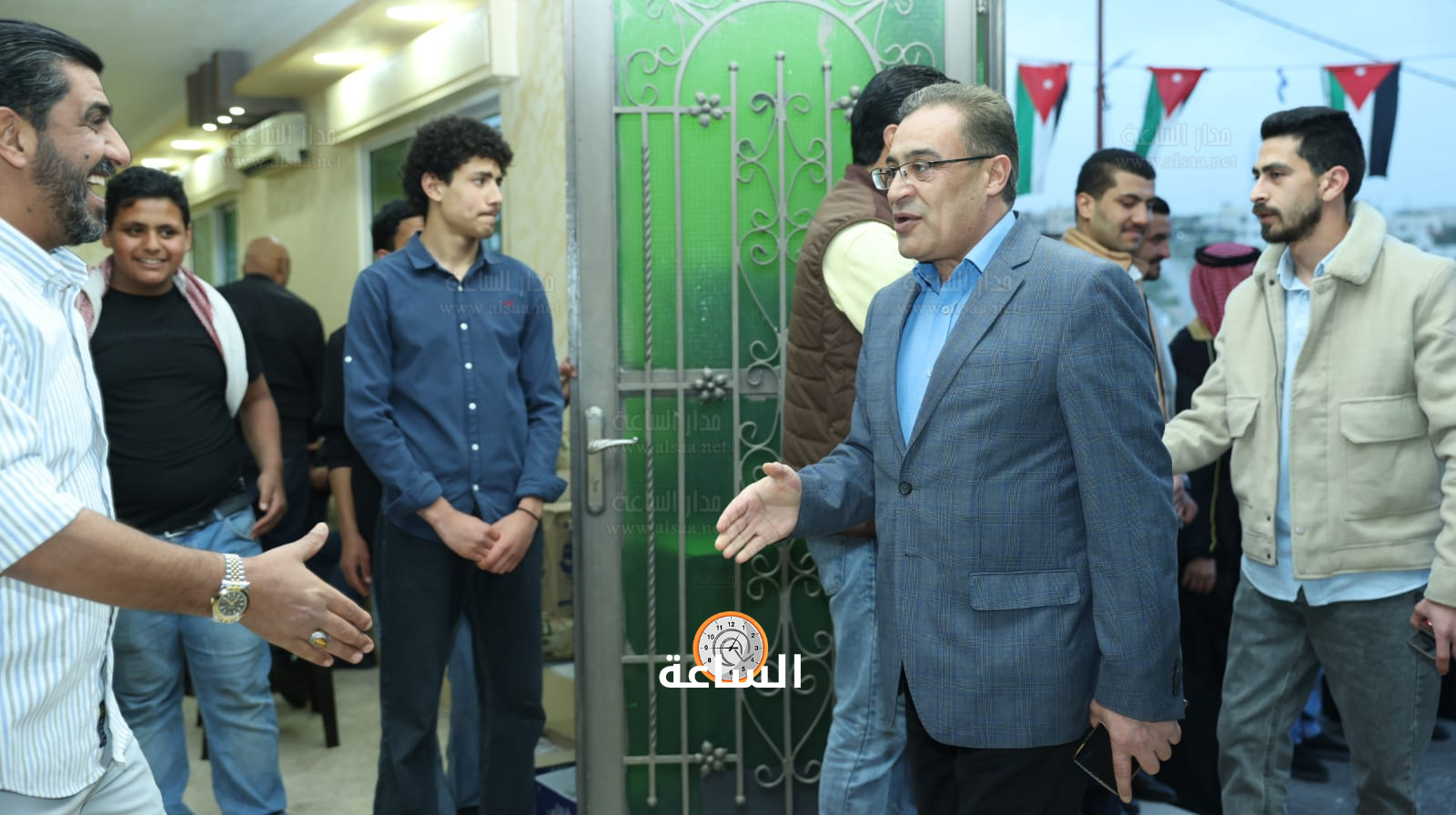 Madar Al-Saa Images 0.6032290876424987