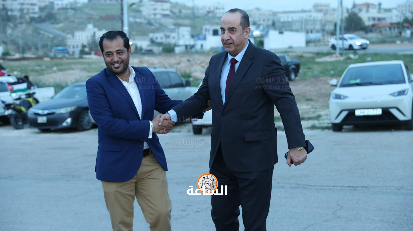 Madar Al-Saa Images 0.8759755365188997