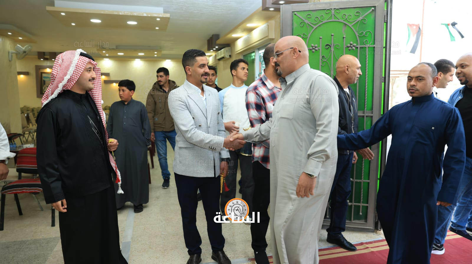 Madar Al-Saa Images 0.9920352057276328