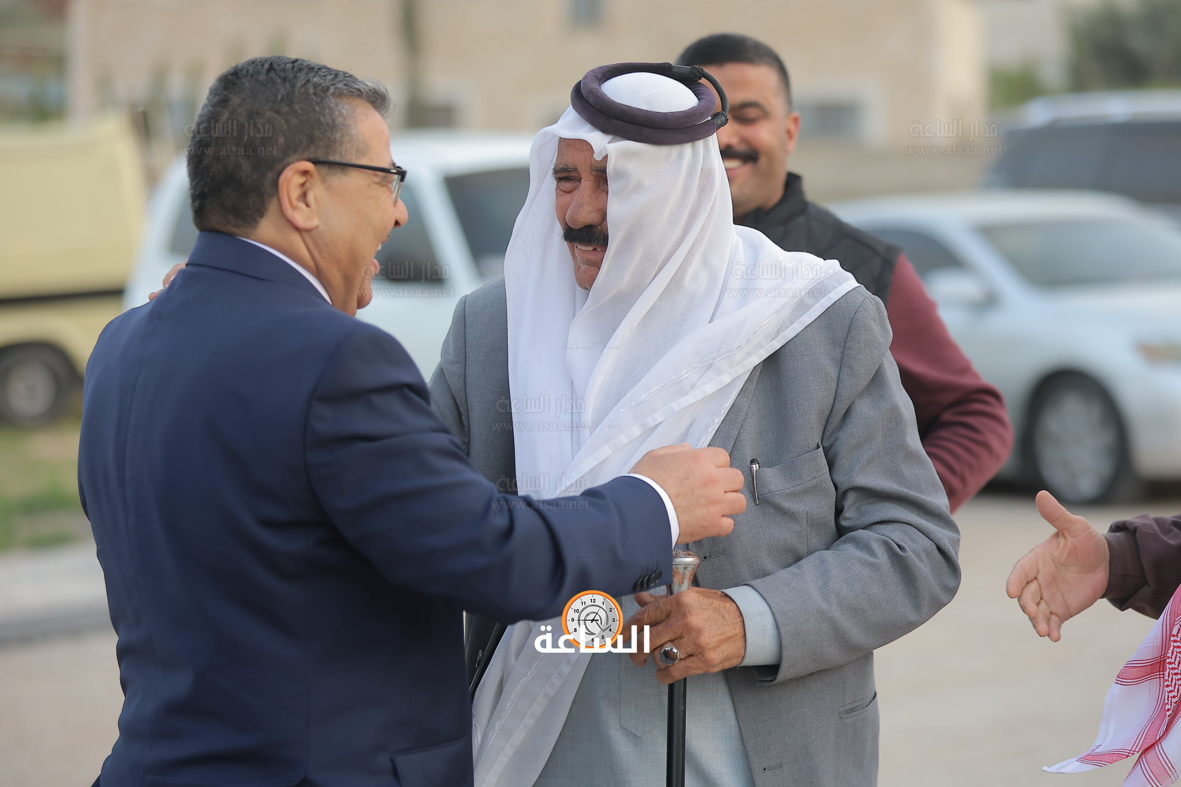 Madar Al-Saa Images 0.7104549935389741