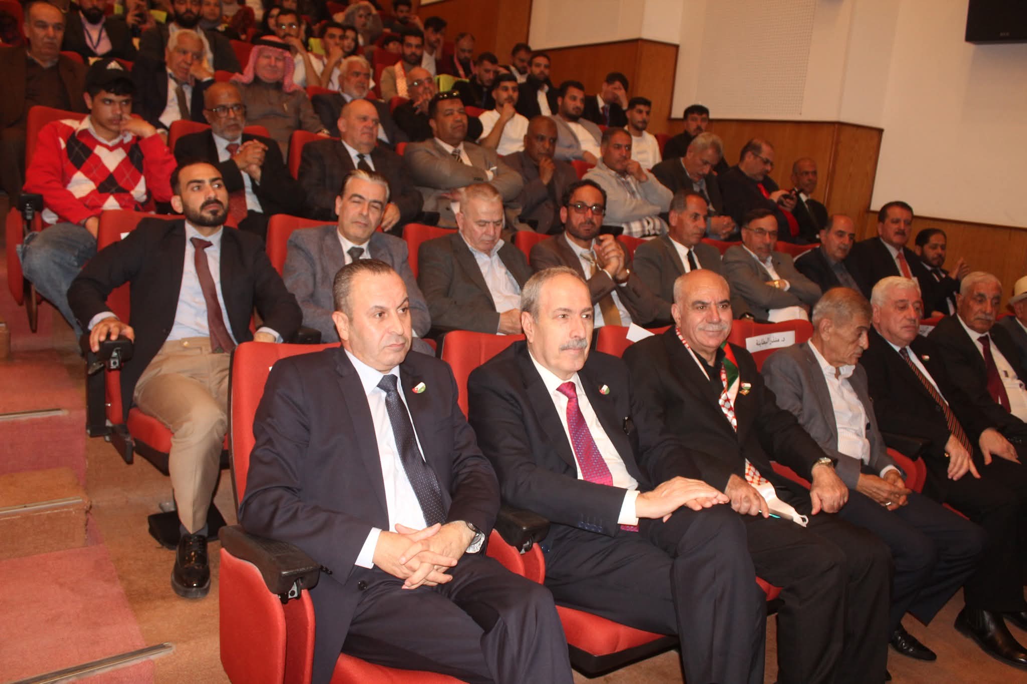 Madar Al-Saa Images 0.559647913852862