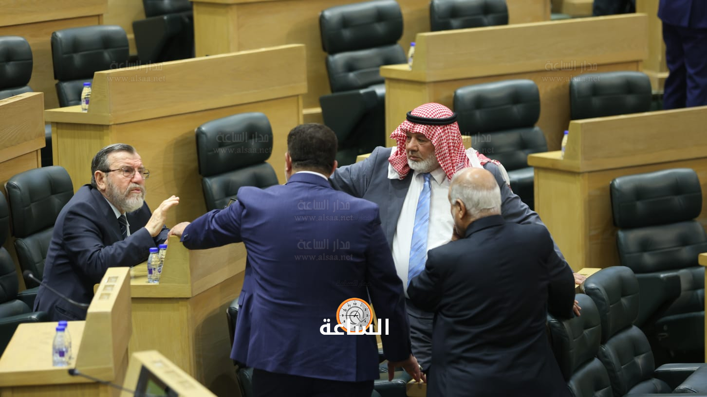 Madar Al-Saa Images 0.41374853921690824