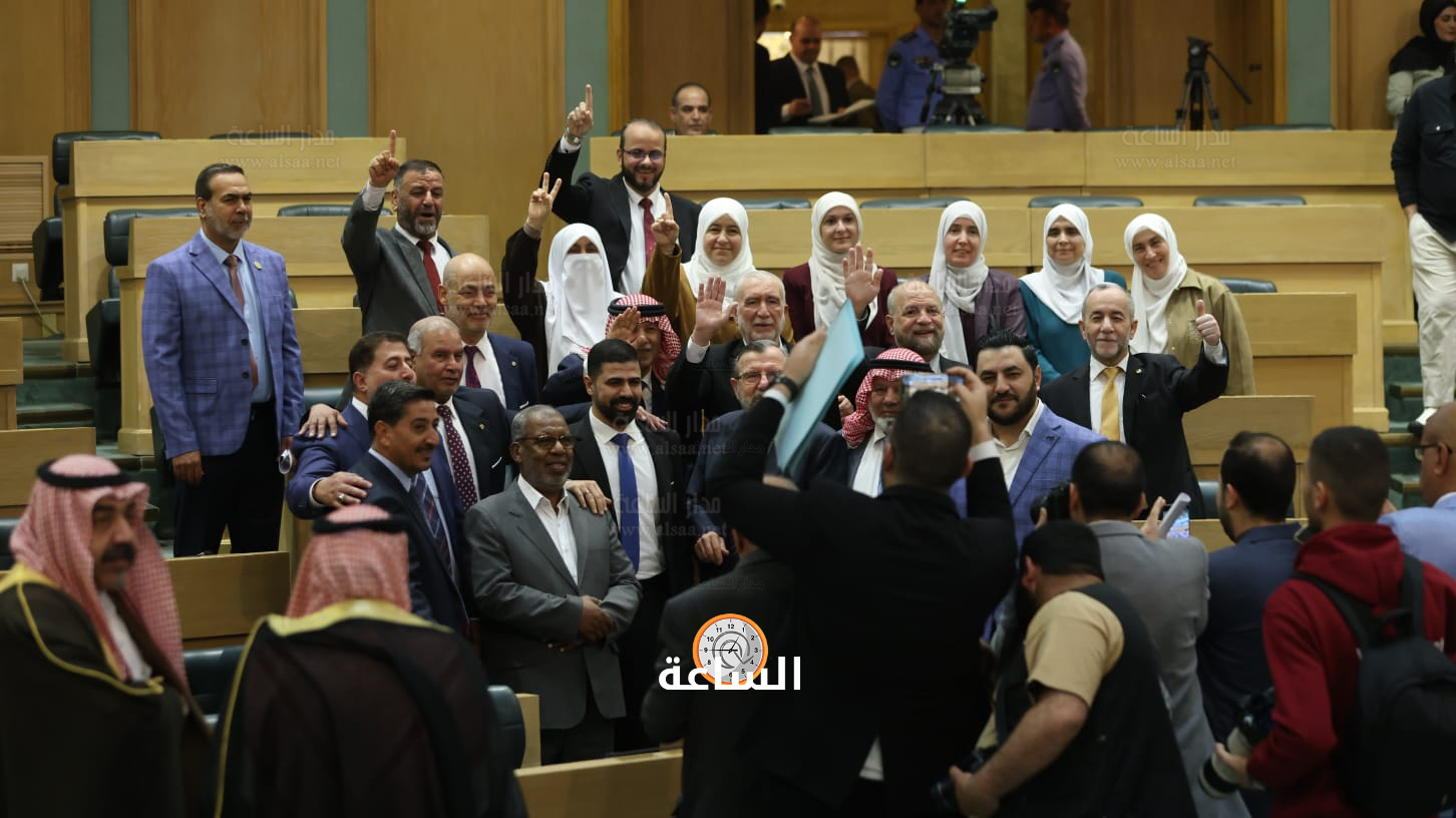 Madar Al-Saa Images 0.6945982126245128