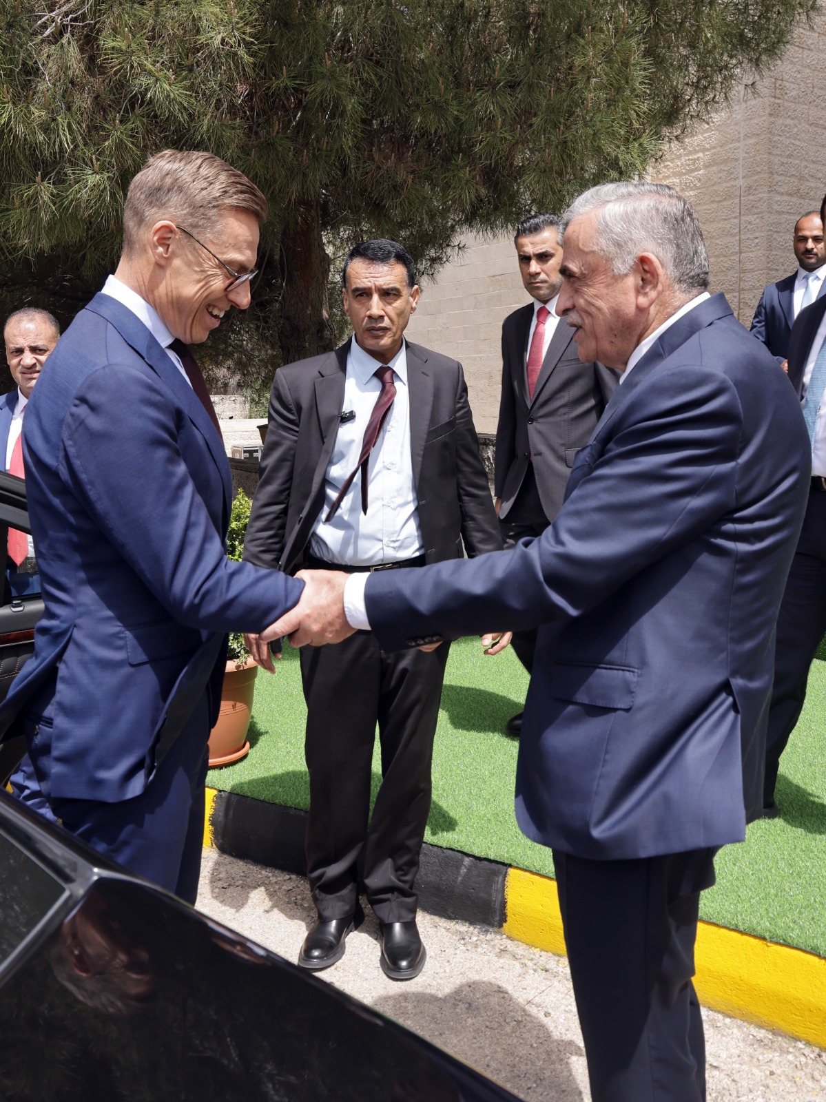 Madar Al-Saa Images 0.24013174186881536