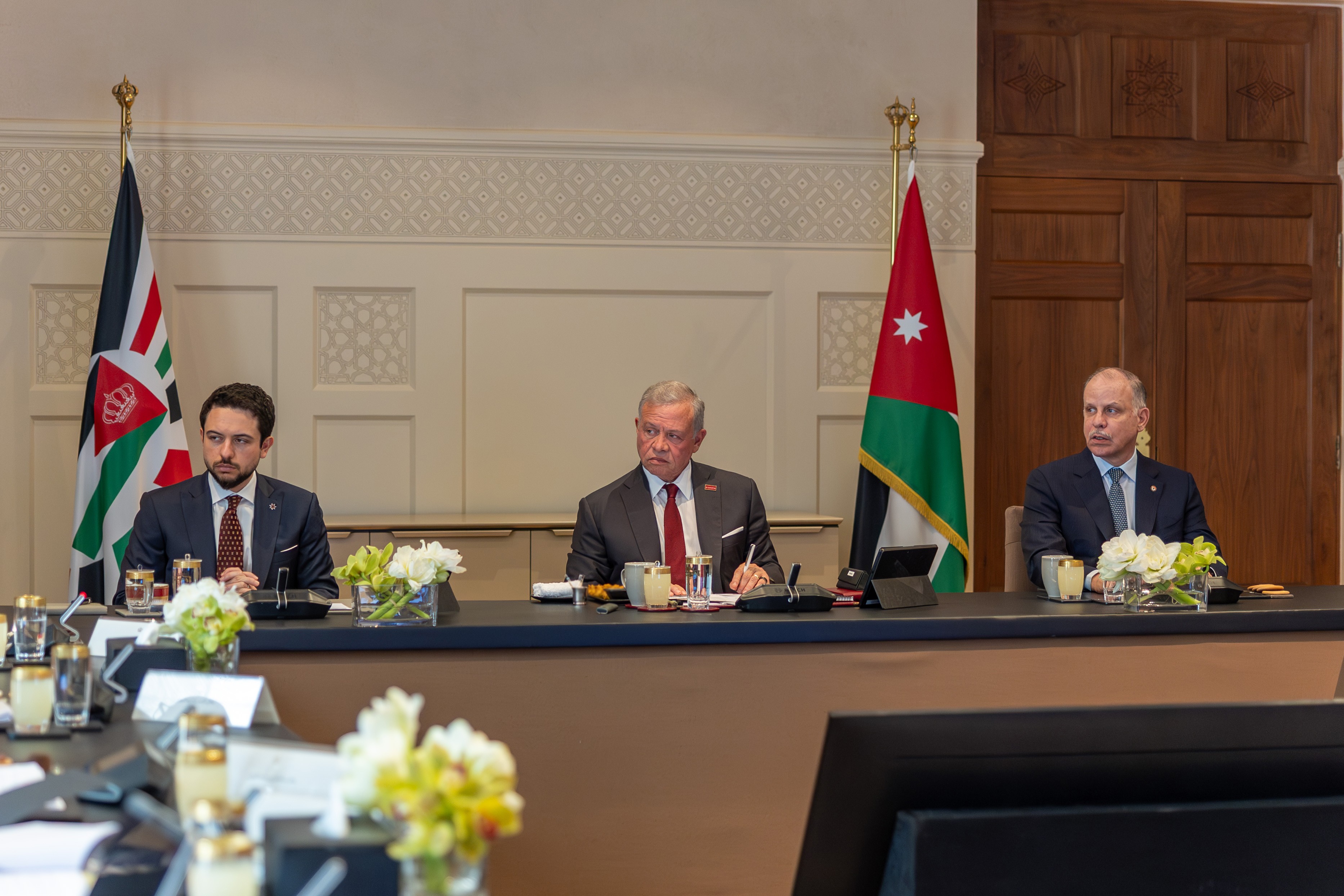 Madar Al-Saa Images 0.5402313128688898