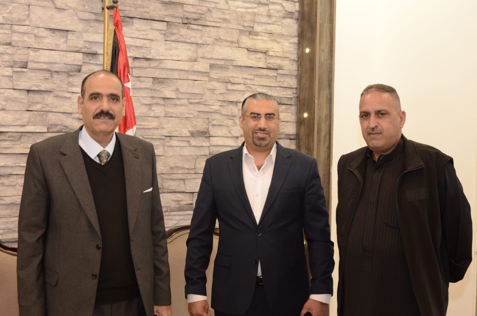 Madar Al-Saa Images 0.821743209969765